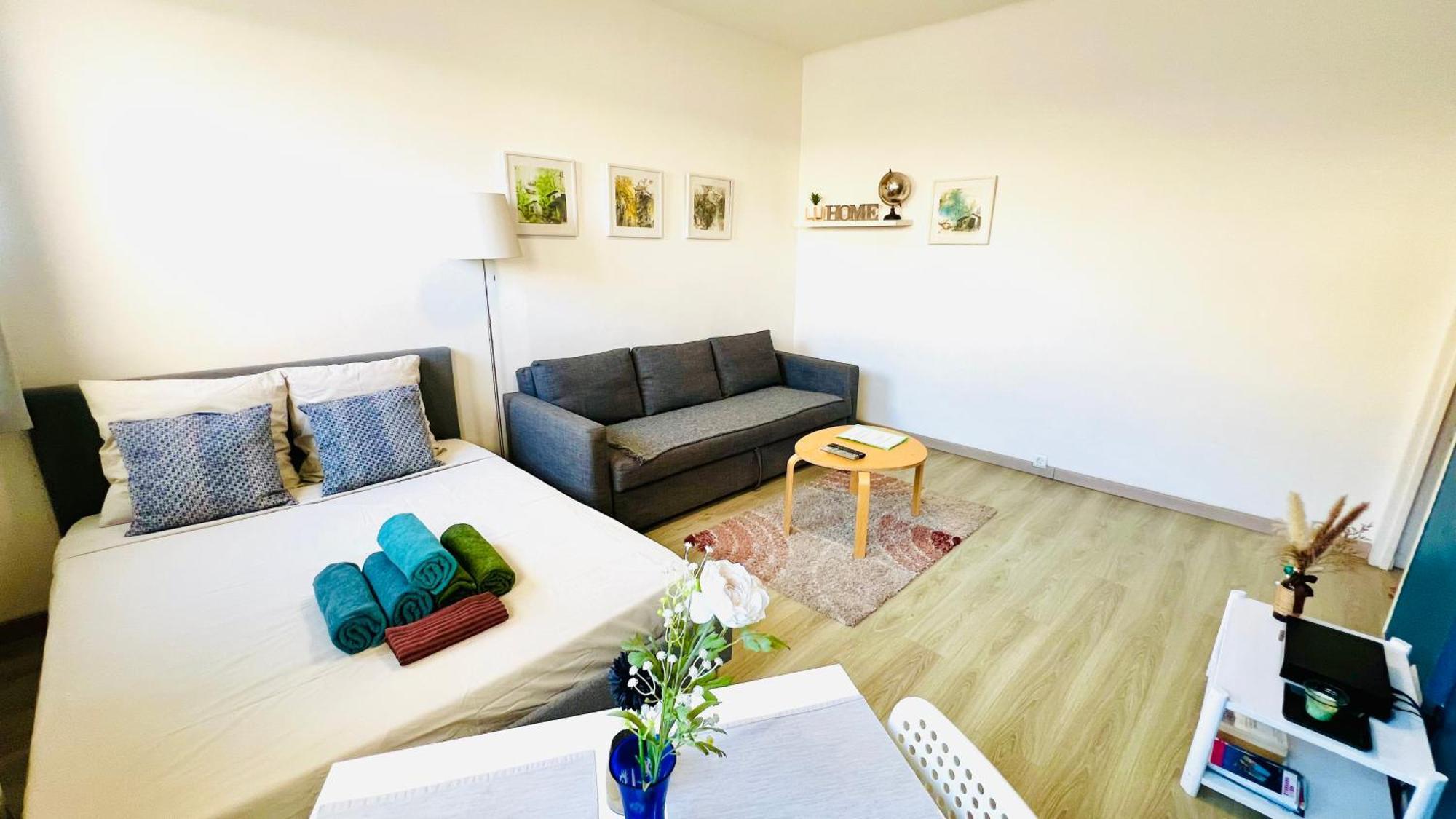 Joli Proche Plage, Vieux Port&palais Pharo Appartement *