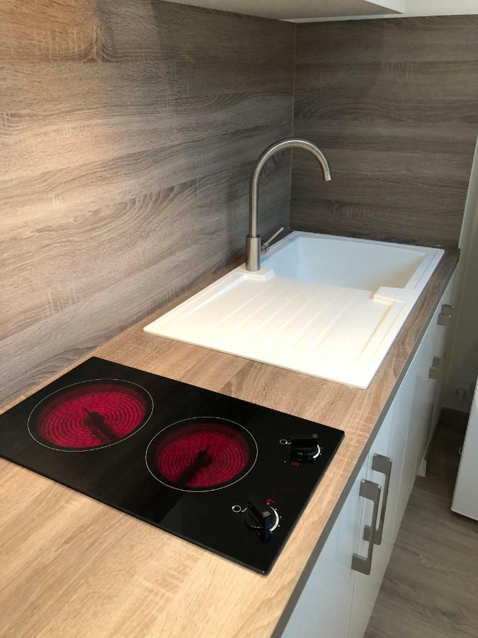 Appartement Joli Proche Plage, Vieux Port&palais Pharo *